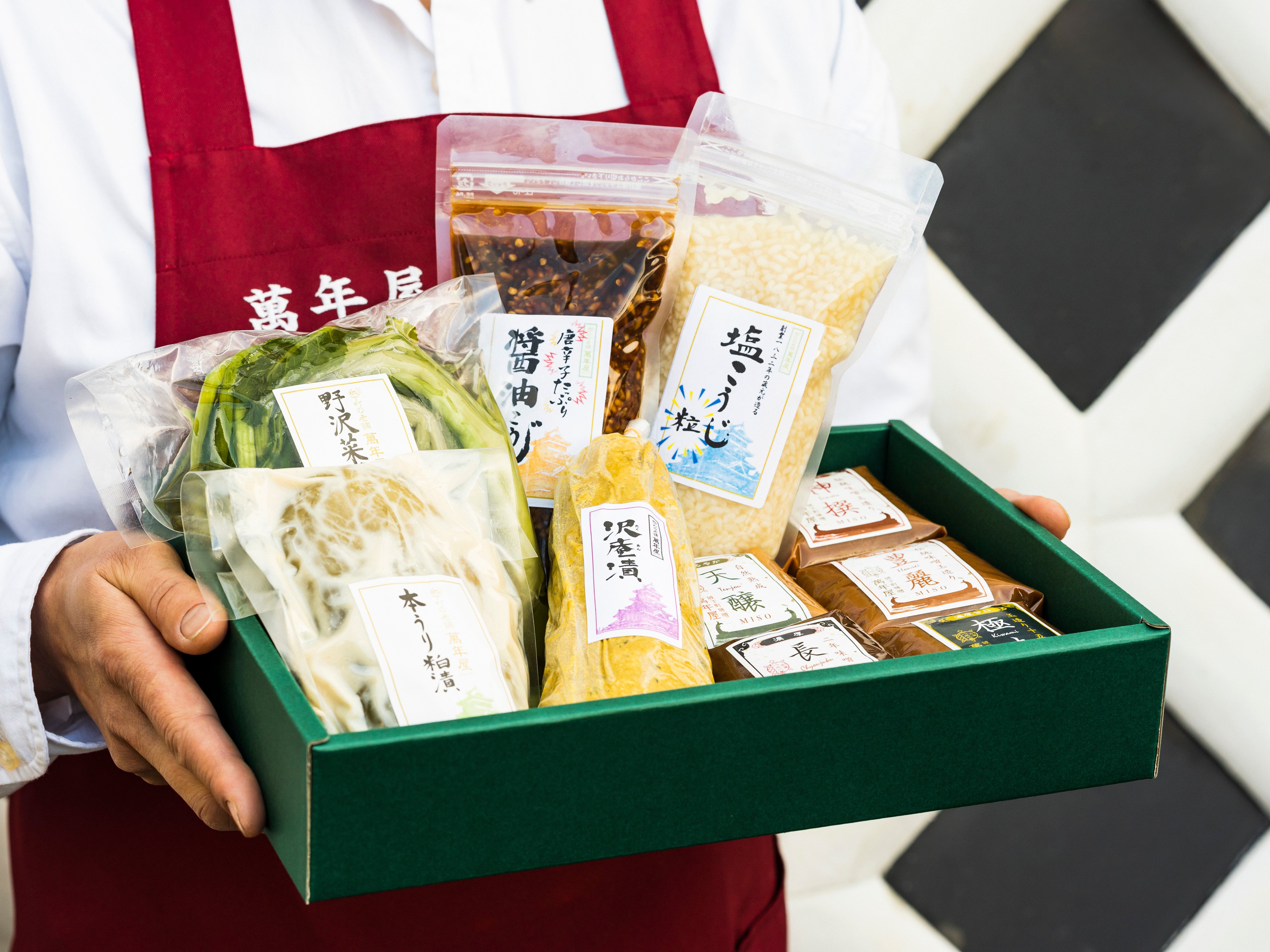 みそ　5点 萬年屋おすすめ10点詰め合わせ｜信州の老舗味噌屋-伝統味噌玉造りの
